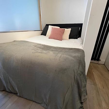 Nice Studio Shepherd'S Bush London Near Everything Exterior foto